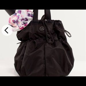 Lululemon Bliss Bag- EUC